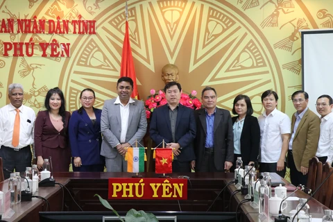Phu Yen seeks cooperation with India in education, health care