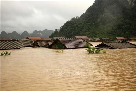 Malaysia extends support to flood victims in central Vietnam 