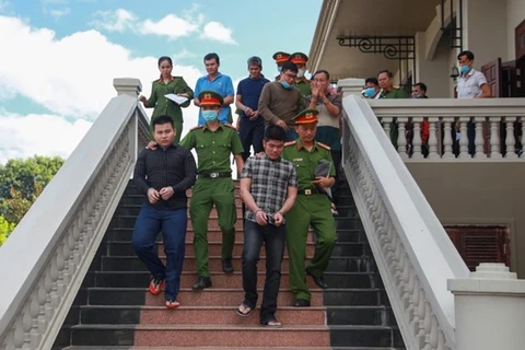 Tay Ninh: First-instance trial involving illegal cross-border sending of citizens opens