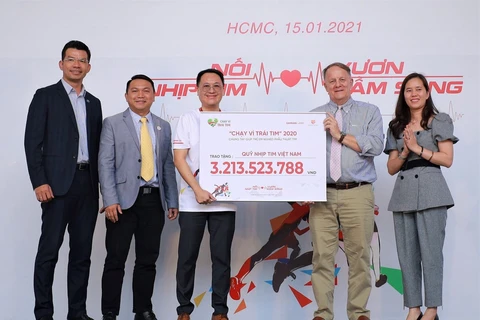 Over 3 billion VND raised at Run for the Heart race 