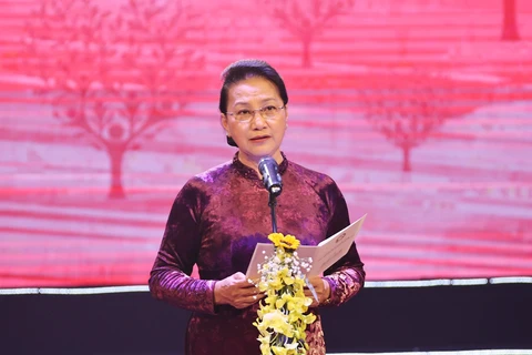 National Assembly Chairwoman Nguyen Thi Kim Ngan delivers a speech at a Vietnam Red Cross (VRC) programme calling for help to the poor and the victims of Agent Orange in Hanoi on January 16. (Photo: VNA) 