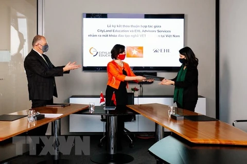 Vietnamese, Swiss educational establishments partner in hospitality training