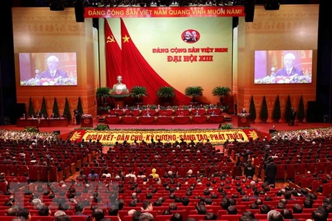 Lao newspaper highlights success of Party Congresses in Vietnam, Laos