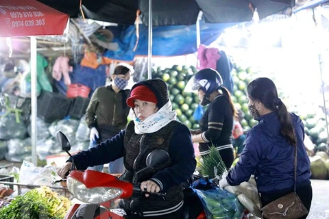 Hanoi: Fines of 1-3 million VND imposed for not wearing facemasks in public places