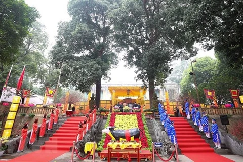 Thang Long citadel hosts imperial rituals to keep tradition alive