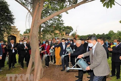 Hanoi launches tree-planting festival on New Year of Bufallo