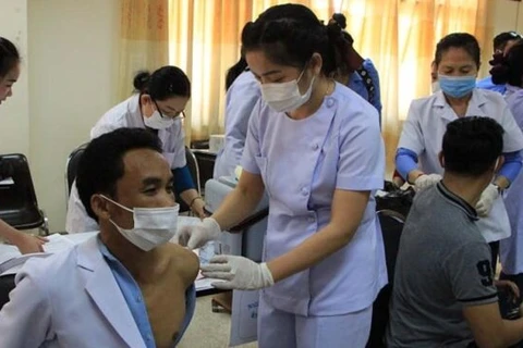 Laos: 150,000 medical workers to get COVID-19 vaccination 