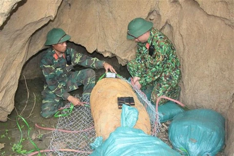 Son La's sappers safely dispose 500-kg bomb left from war