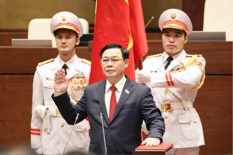 Vuong Dinh Hue elected as Chairman of NA, National Election Council 