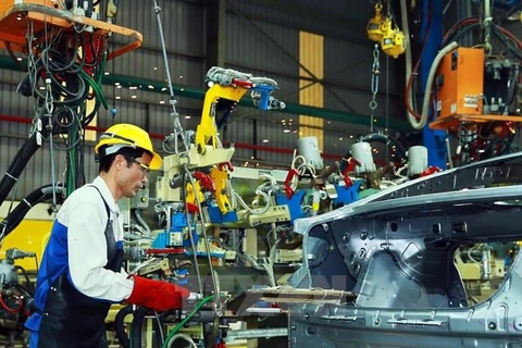 Manufacturing, processing maintains strong growth in Q1