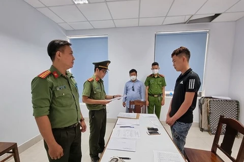 Da Nang starts legal proceeding against illegal entry organisers