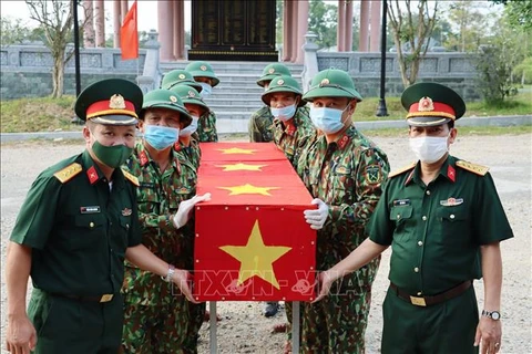 Thua Thien Hue lays 14 sets of martyrs’ remains to rest