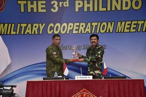 Indonesia, Philippines tighten cooperation to maintain regional security 