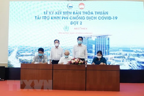  Becamex IDC aids mass COVID-19 testing in Binh Duong's IPs