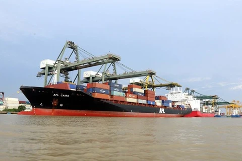 Container goods via seaports up 22 percent in H1 