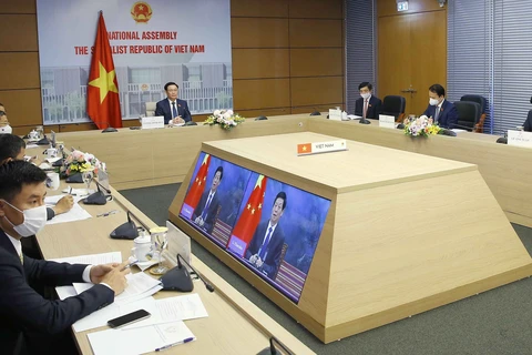 Vietnamese, Chinese top legislators hold online talks