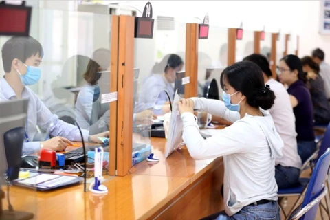 Vietnam’s average monthly income in 2020 down 1 percent 