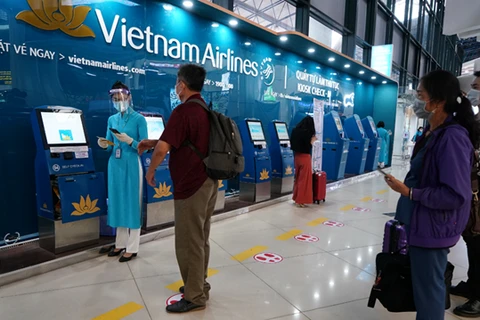 Vietnam Airlines gets five-star COVID-19 airline safety rating 
