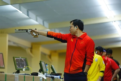 Vietnamese marksman fails to defend title in men’s 10m air pistol at Olympics 