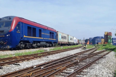Container freight trains from Vietnam to Belgium help boost railway logistics services