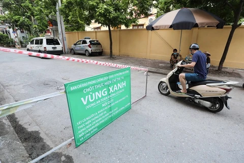 Hanoi sets up first 'green zones' COVID-free areas