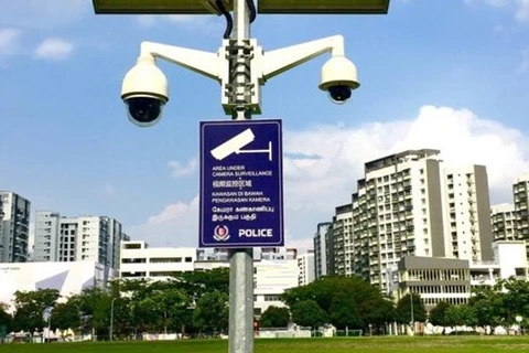 Singapore plans to install over 200,000 more security cameras