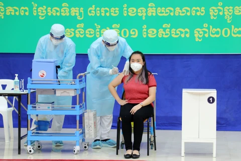 Numbers of new COVID-19 cases in Laos, Cambodia stay high