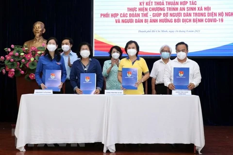 HCM City to offer 1 million meals to COVID-19 hit residents
