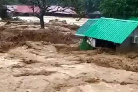 Flash floods in Malaysia leave seven dead and missing