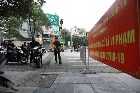 Hanoi to extend social distancing until September 6