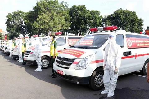 Defence ministry hands over 30 ambulances to support HCM City's COVID-19 fight