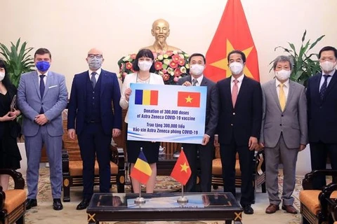 Romania donates 300,000 doses of COVID-19 vaccine to Vietnam