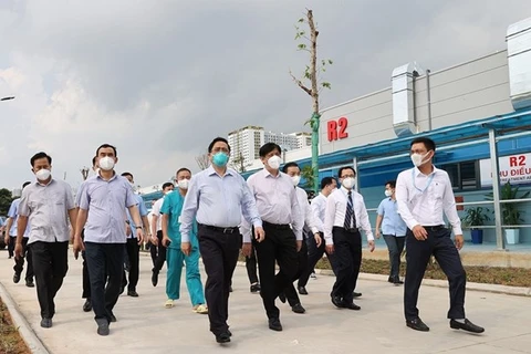 PM inspects COVID-19 prevention, control in Hanoi