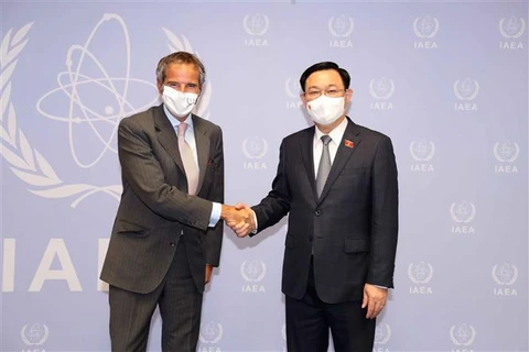 Top Vietnamese legislator meets with IAEA leader