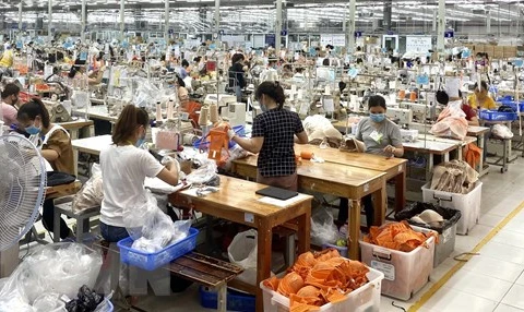 HCM City: Manufacturers yearn to restore production