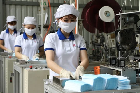 Vietnam exports over 15 million medical masks in August