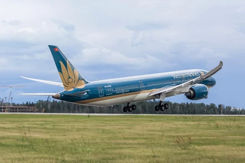 Vietnam Airlines resumes 14 domestic routes from October 10