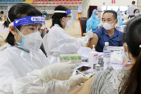 Vietnam reports 3,373 new COVID-19 cases on October 23