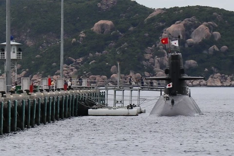 Japan Maritime Self-Defense Force vessels visit Cam Ranh port