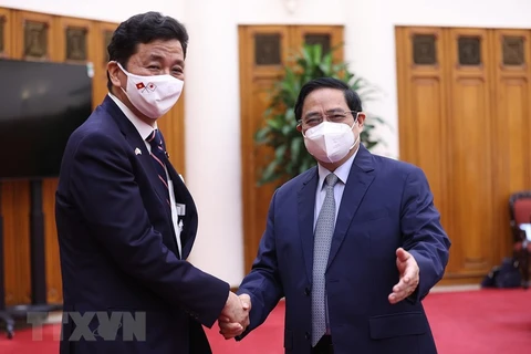 Lao newspapers hail Vietnamese PM’s visit to Japan 