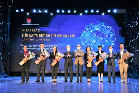 Global forum gathers over 170 young Vietnamese intellectuals