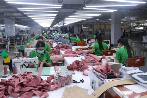 Vietnam posts trade surplus of 225 million USD