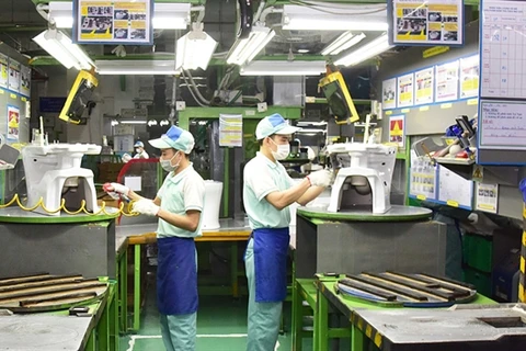 Hanoi targets to develop up to 35 key industrial products in 2022