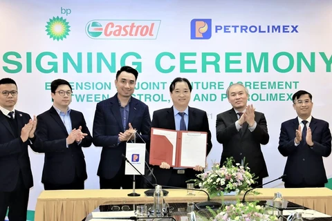 Castrol, BP renew joint-venture contract with Petrolimex