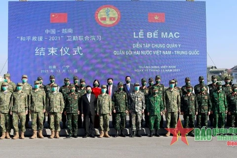Armies of Vietnam, China wrap up medical relief exercise in Quang Ninh