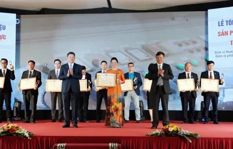 Hanoi to develop selectively industries: official