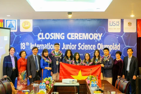 Vietnamese students win four golds, two silvers at Int’l Junior Science Olympiad