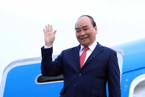 President Nguyen Xuan Phuc leaves for State visit to Cambodia