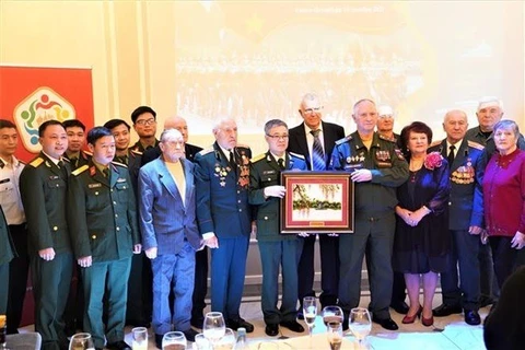 Ceremony pays tribute to former Russian military experts serving in Vietnam 