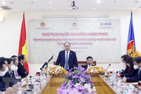 Vietnam should promote new investment wave in Cambodia: President